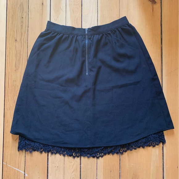 Black Smart Set Skirt with Lace - Picture 4 of 4